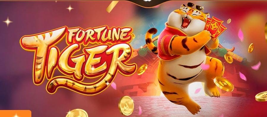 Người hâm mộ cổ vũ trận bóng đá V.League 1 sôi động